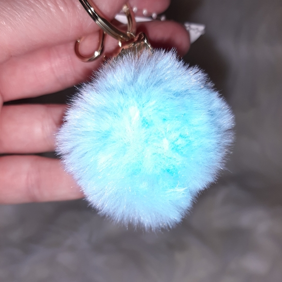 Baby Blue Owl PomPom Keychain NWT - Picture 4 of 7